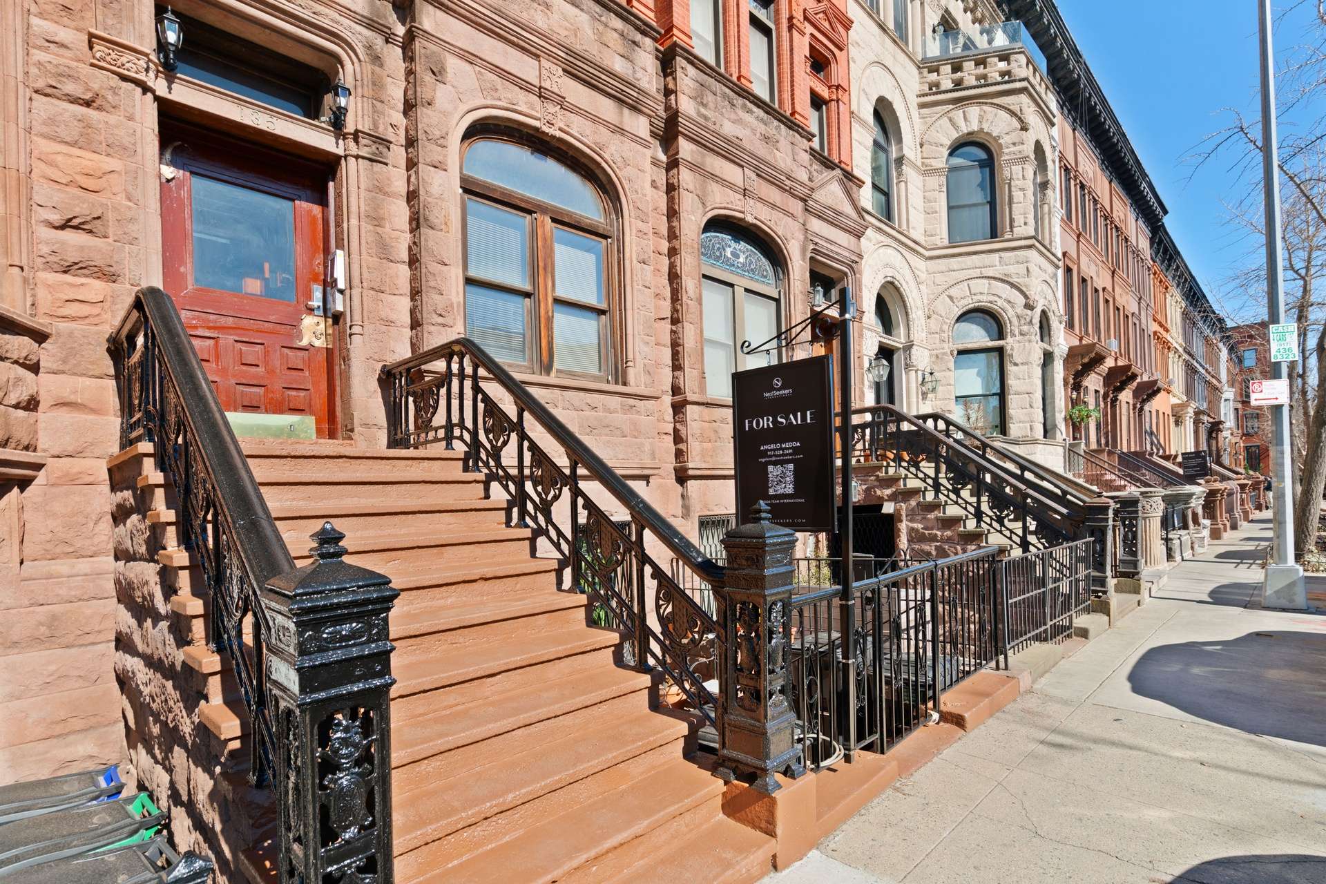 135 W 122nd Street, Manhattan, NY 10027