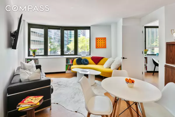 275 Greenwich Street #2C, Manhattan, NY 10007