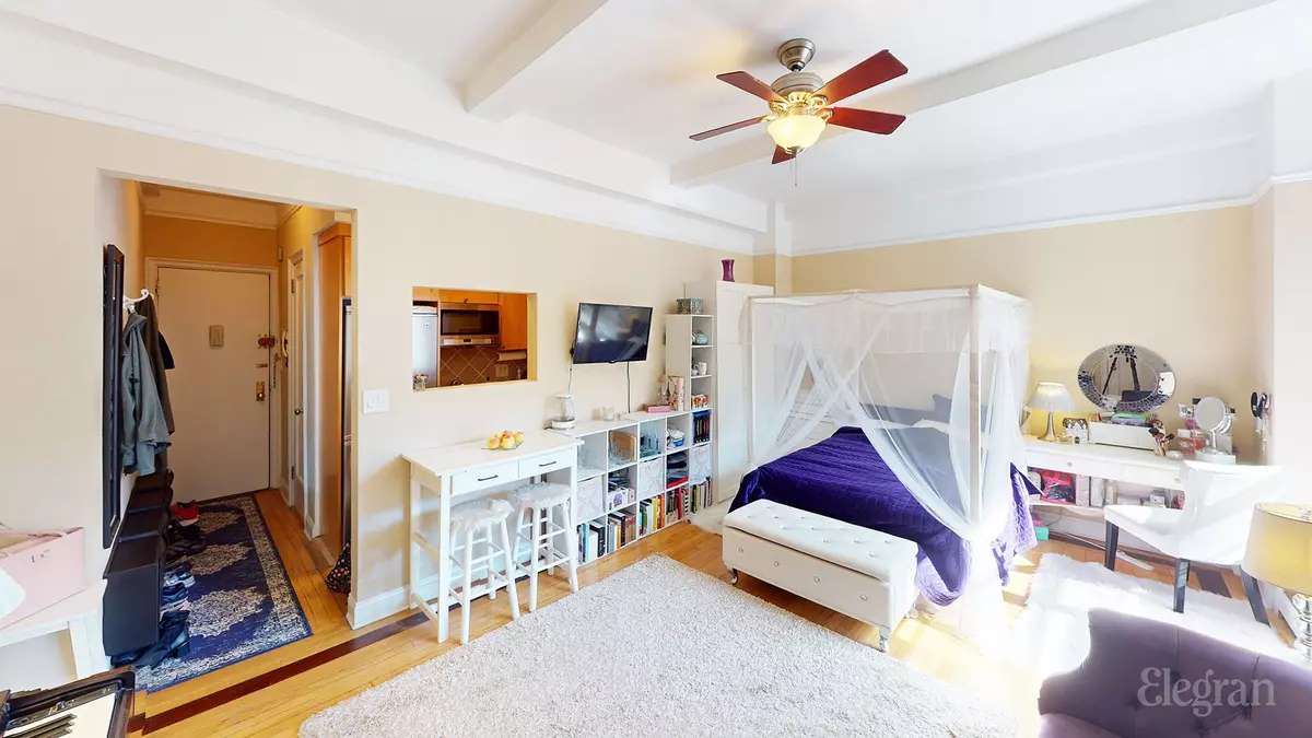 Manhattan, NY 10025,235 W 102nd Street #17-W