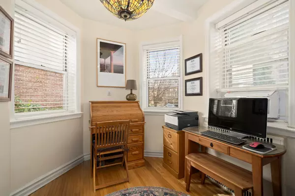 Queens, NY 11372,86-10 34TH Avenue #113