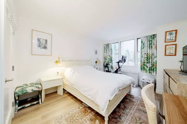 Manhattan, NY 10016,201 E 36TH Street #2F