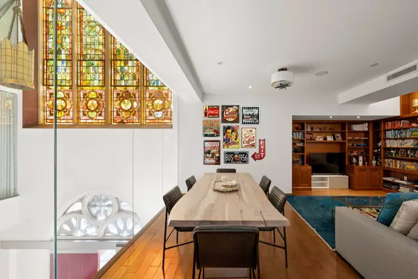 135 W 4TH Street #3W, Manhattan, NY 10012