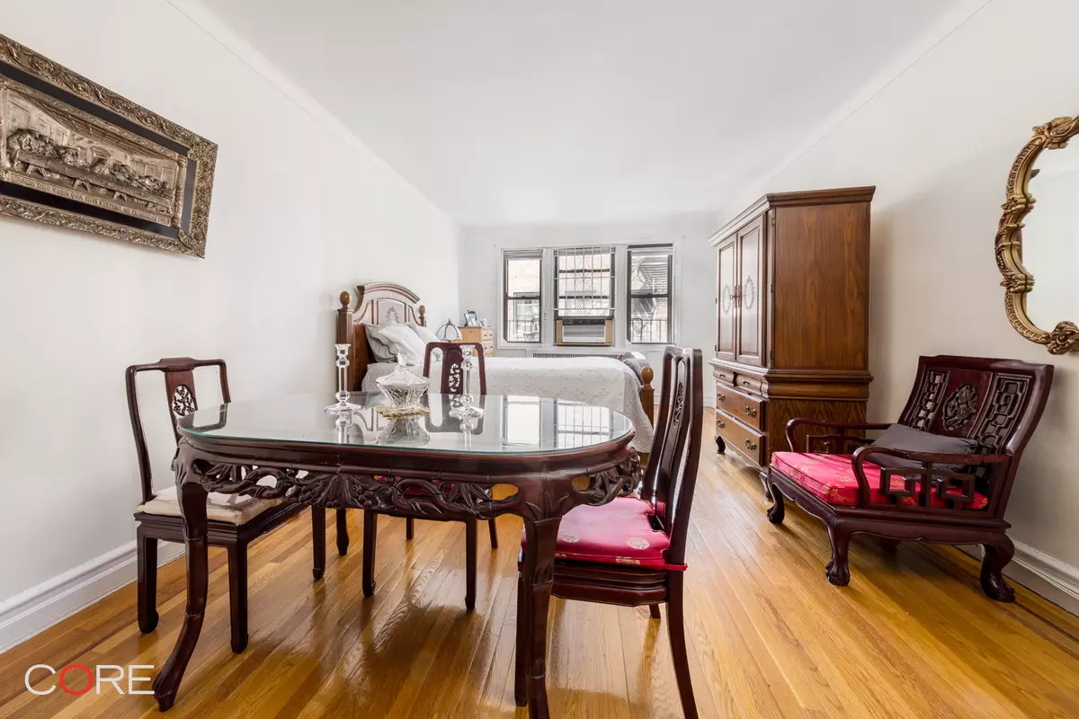 Queens, NY 11372,35-16 85th Street #6C