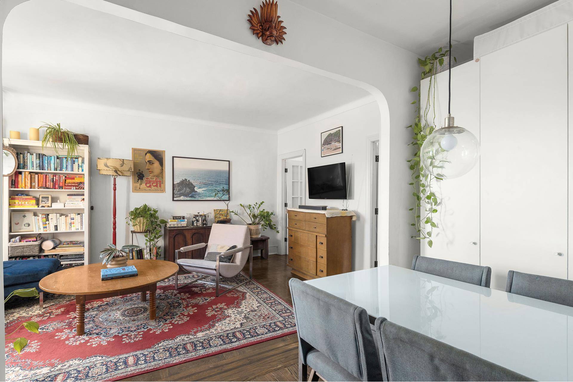 Brooklyn, NY 11218,192 E 8TH Street #6A