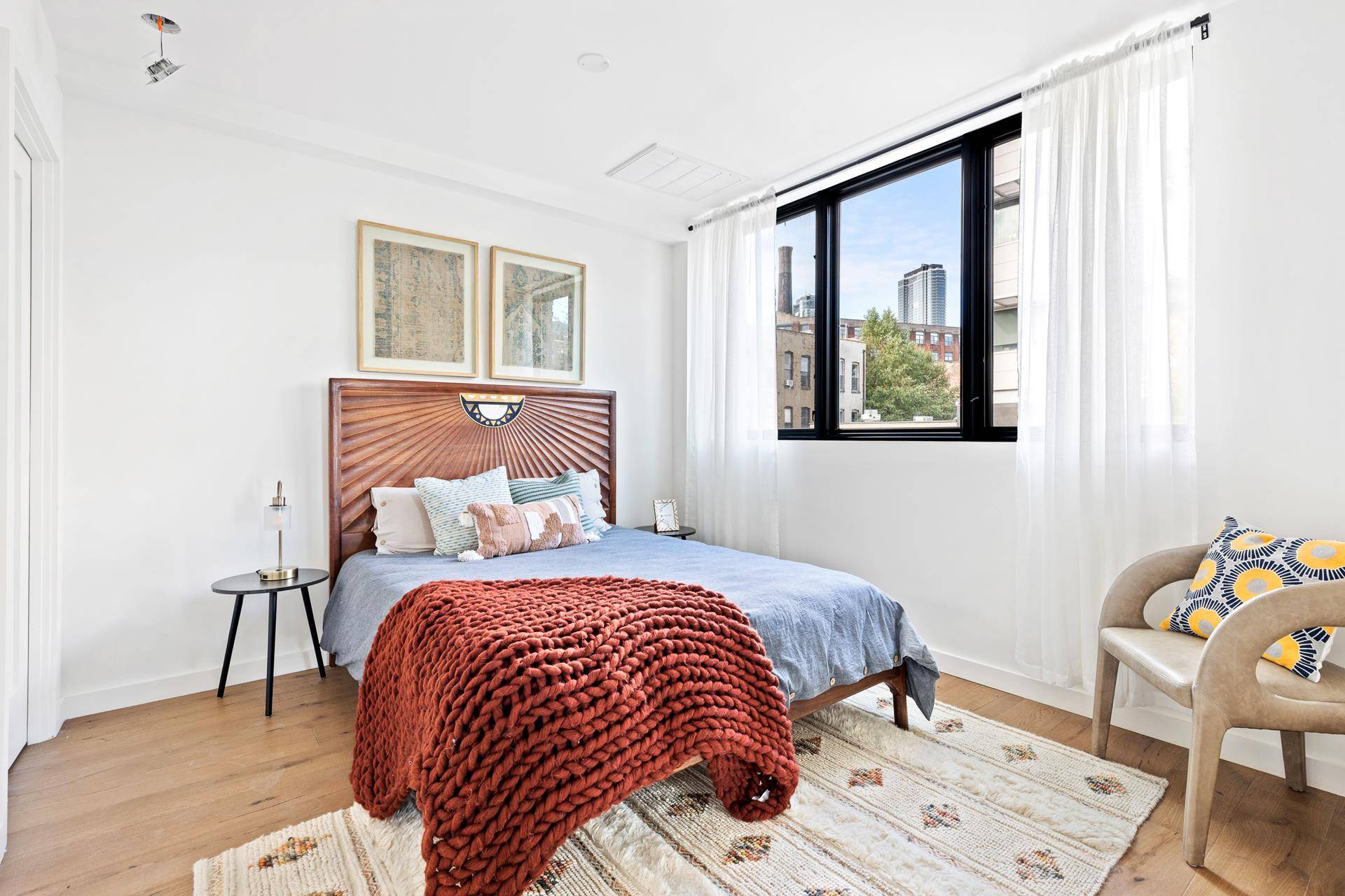 Brooklyn, NY 11222,44 BOX Street #2C