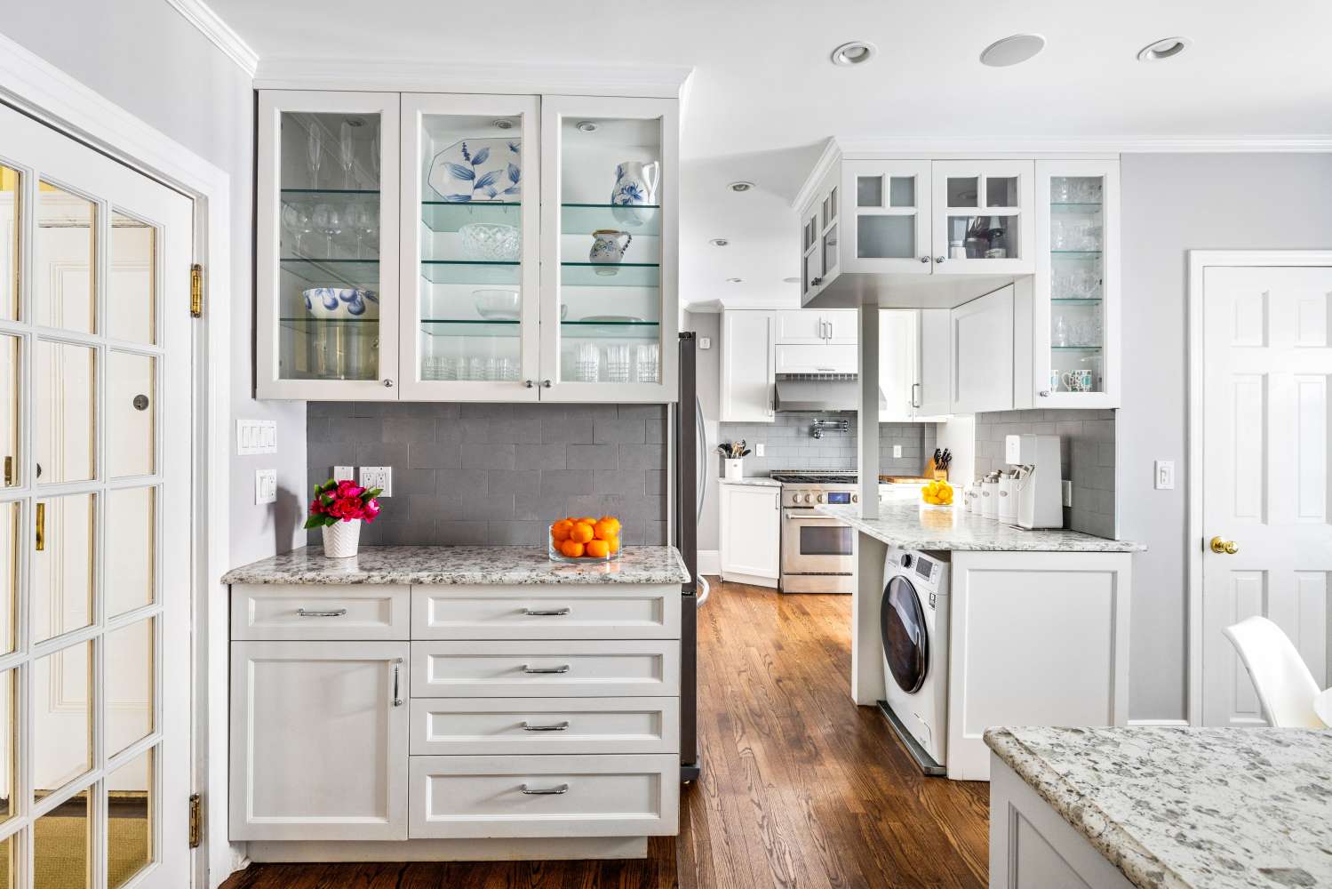 Manhattan, NY 10028,114 E 84TH Street #8B