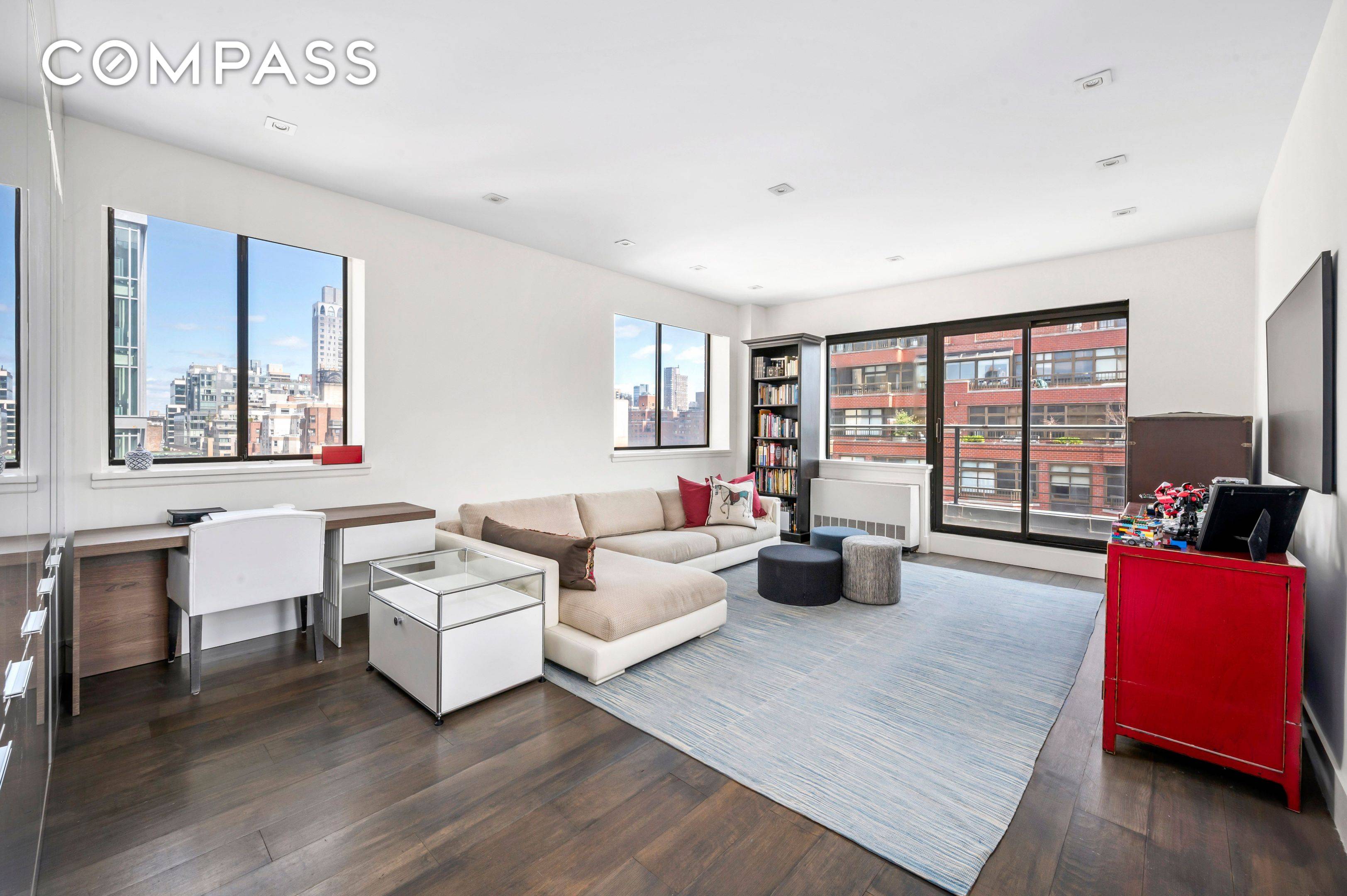 Manhattan, NY 10028,131 E 81st Street #PH15