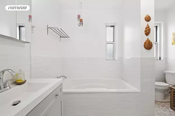 Manhattan, NY 10032,930 ST NICHOLAS Avenue #48