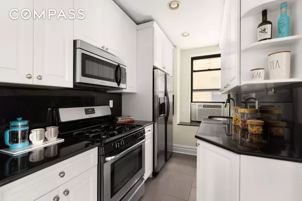 Manhattan, NY 10032,801 Riverside Drive #4B