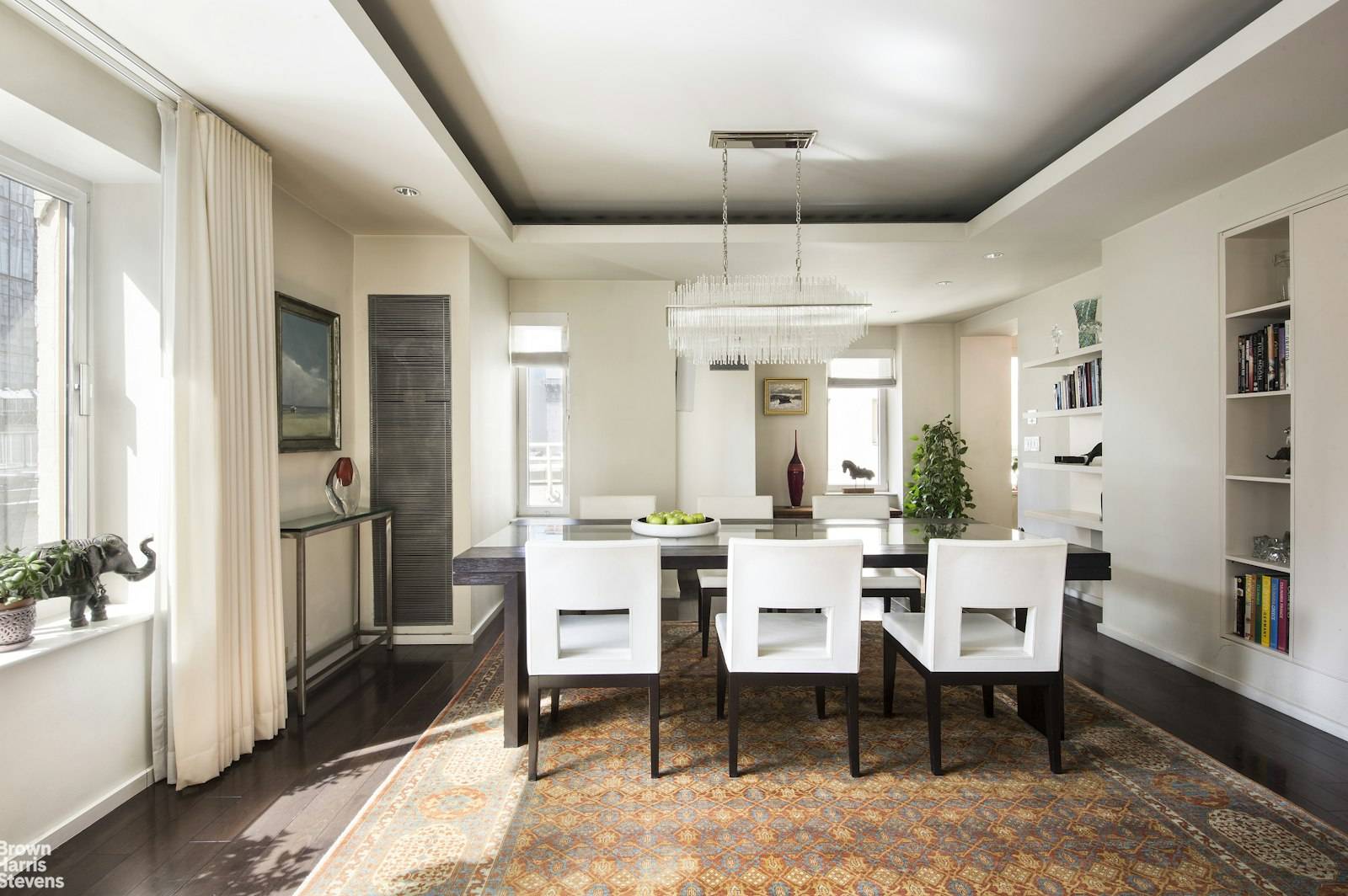 Manhattan, NY 10019,106 CENTRAL Park S #22H