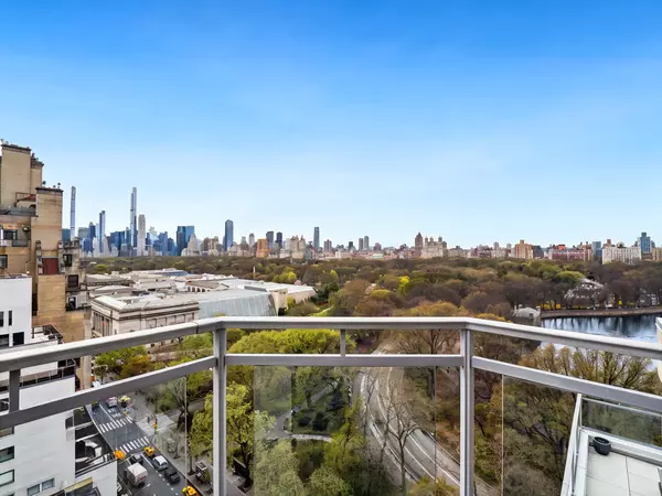 Manhattan, NY 10028,1050 5TH Avenue #PHA