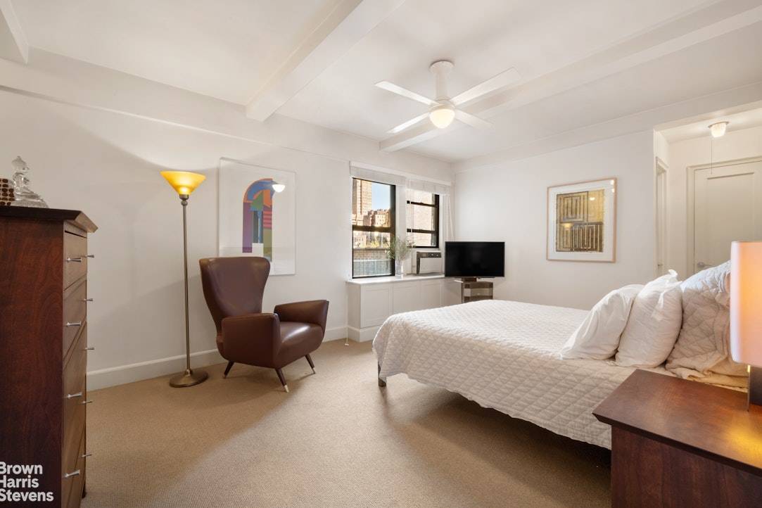 Manhattan, NY 10023,74 W 68TH Street #8DE