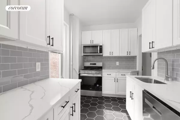 Manhattan, NY 10032,720 W 173RD Street #32