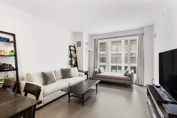 70 CHARLTON Street #5E, Manhattan, NY 10014
