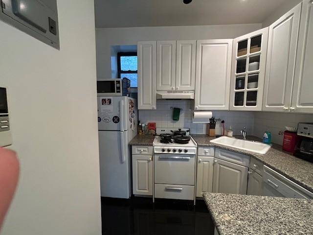 Manhattan, NY 10128,401 E 90th Street #5E