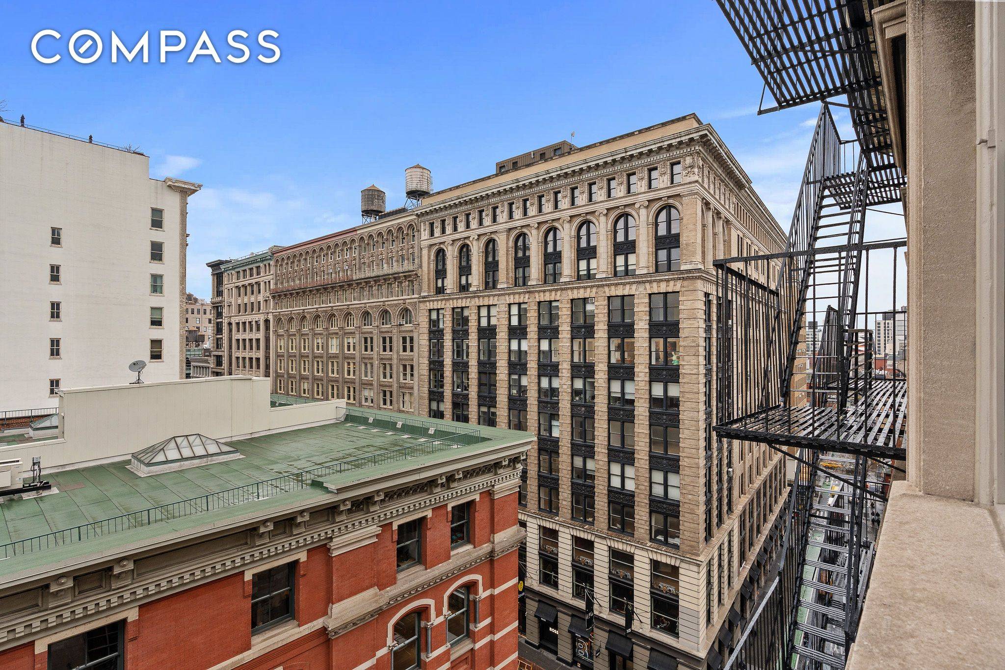 Manhattan, NY 10012,565 Broadway #8W