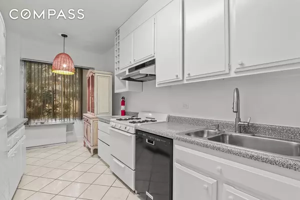 4455 Douglas Avenue #3F, Bronx, NY 10471