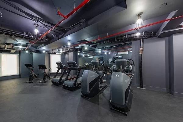 Brooklyn, NY 11206,222 Johnson Avenue #6r