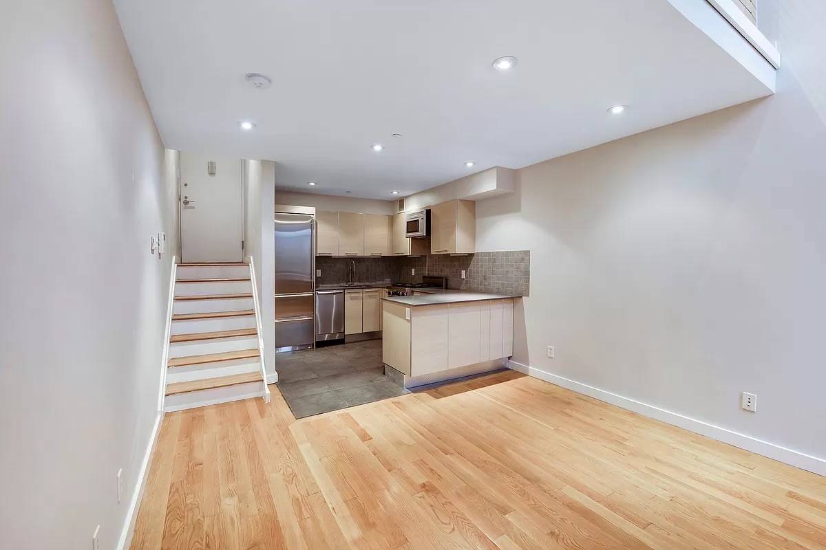 215 E 81st Street #3-G, Manhattan, NY 10028