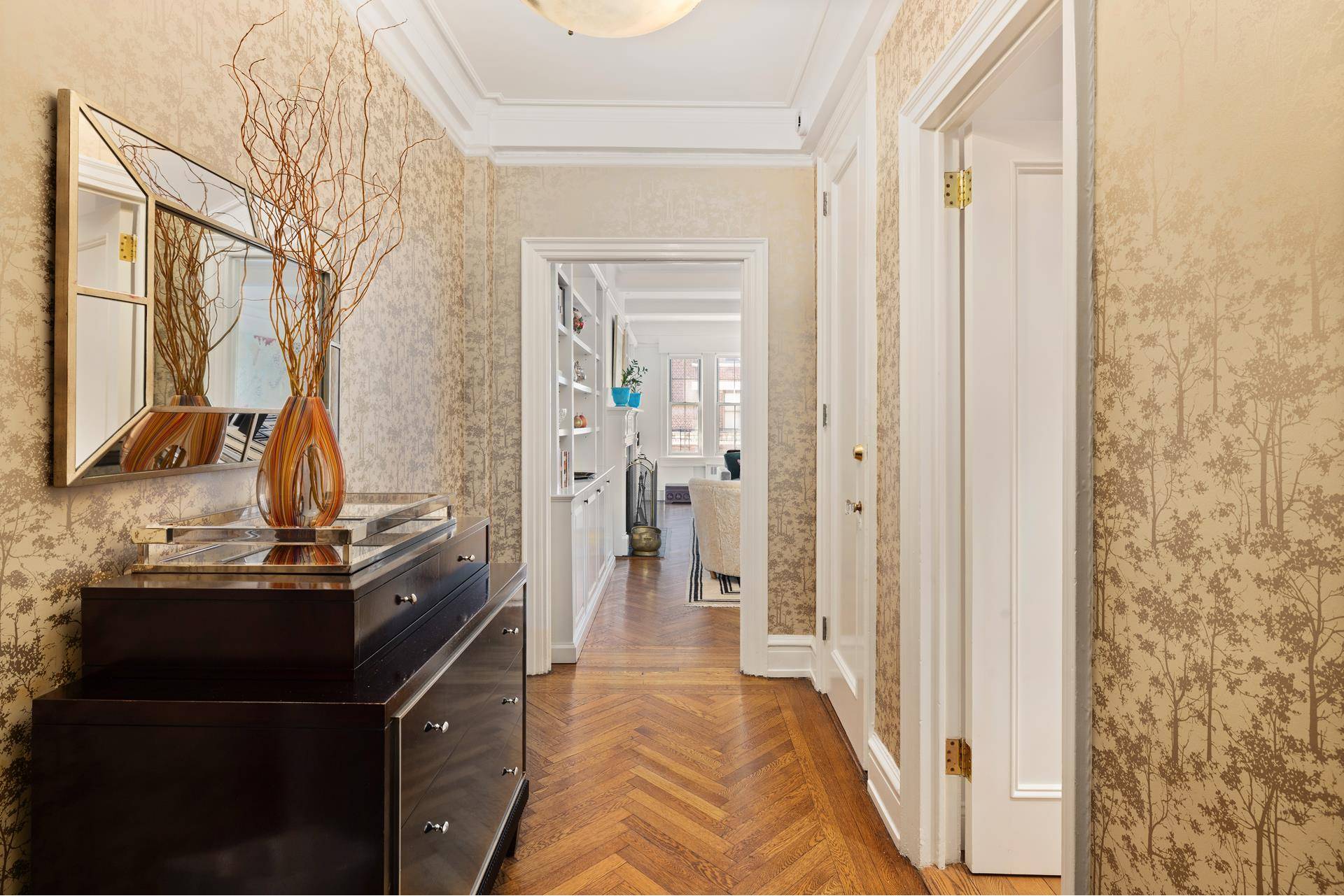 Manhattan, NY 10028,125 E 84TH Street #8A