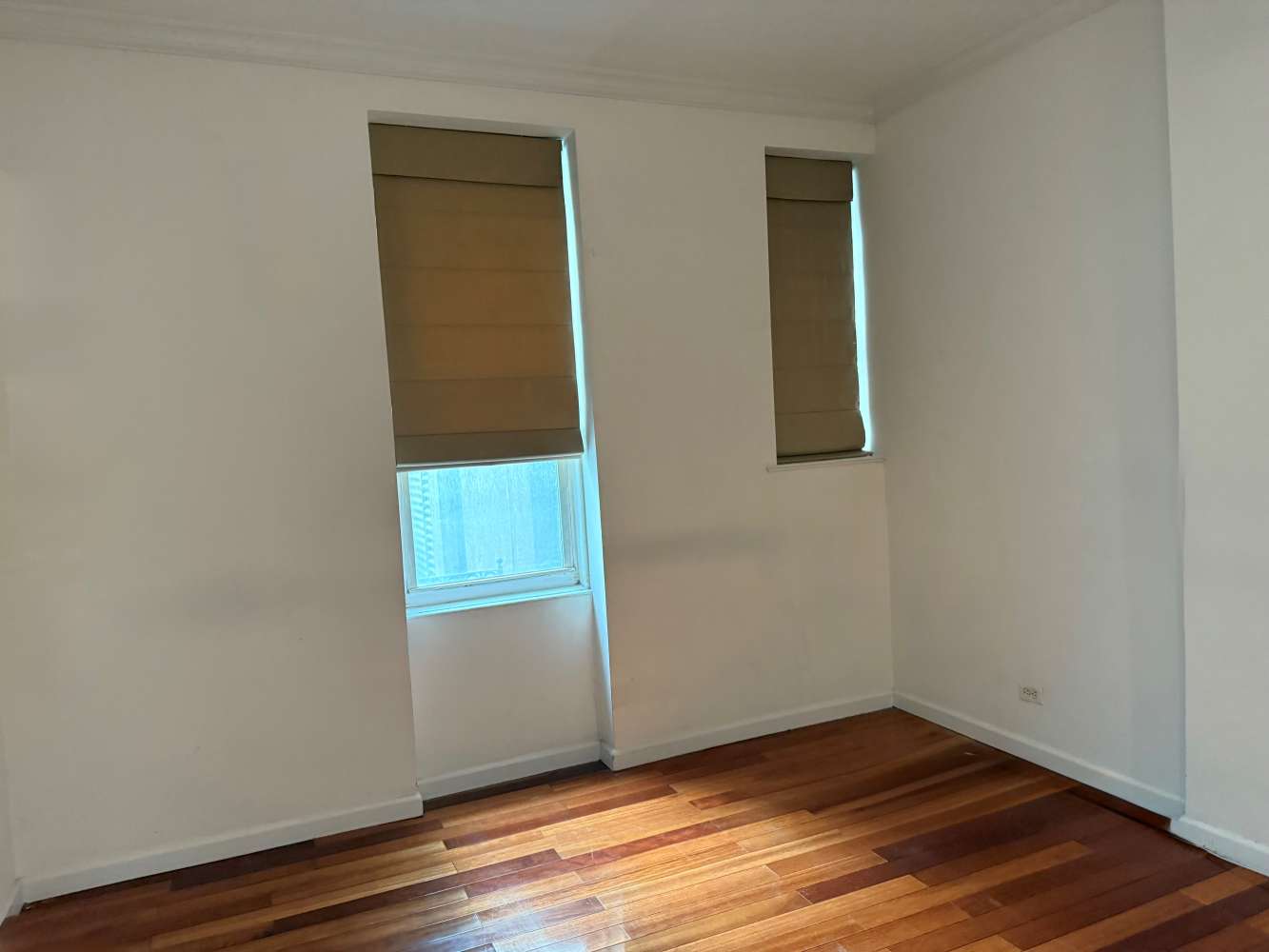 Manhattan, NY 10019,57 W 58TH Street #3H