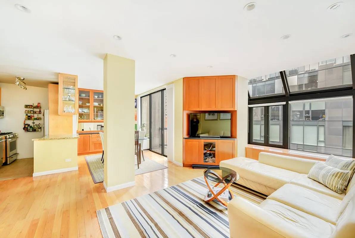 150 E 85TH Street #13A, Manhattan, NY 10028