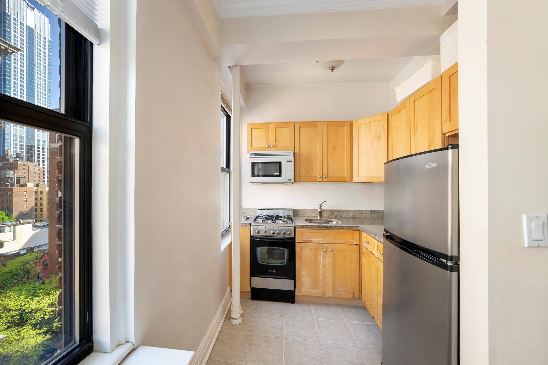 Manhattan, NY 10023,243 W END Avenue #1104