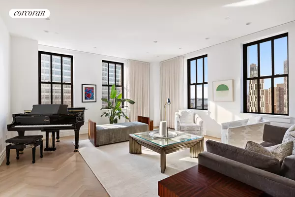 100 BARCLAY Street #20B, Manhattan, NY 10007