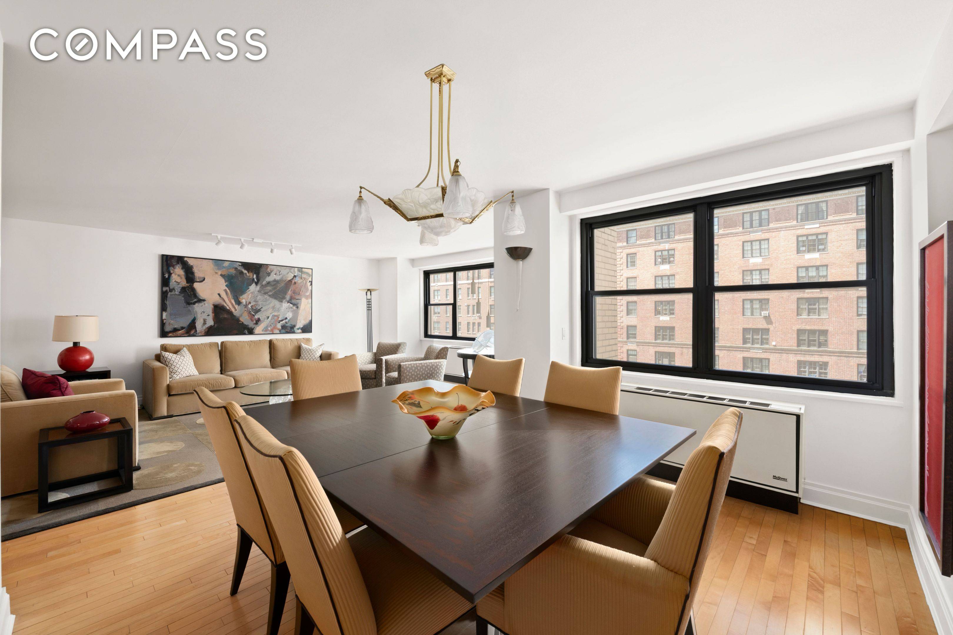 Manhattan, NY 10128,1065 Park Avenue #11A