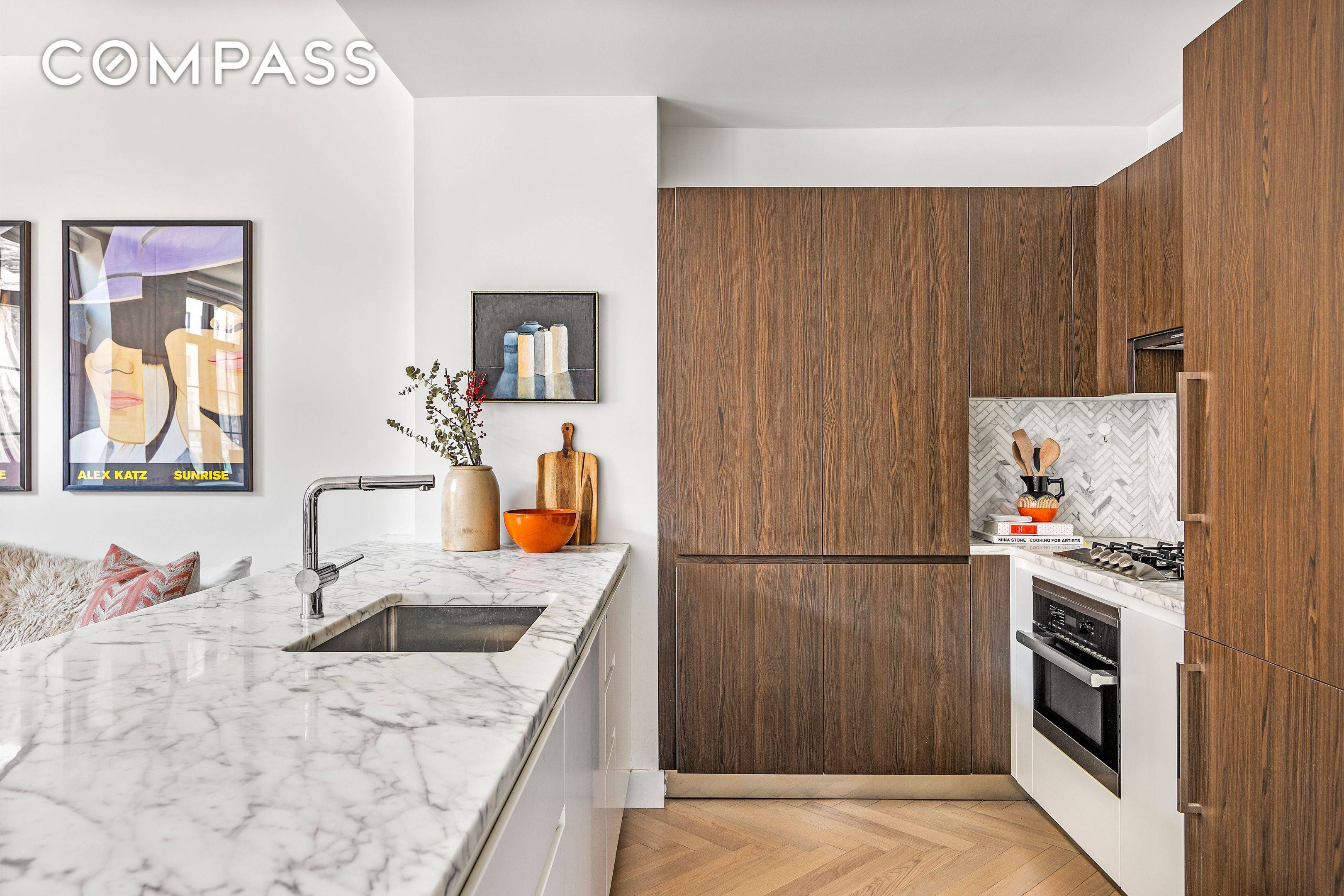 Manhattan, NY 10009,100 Ave A #2B