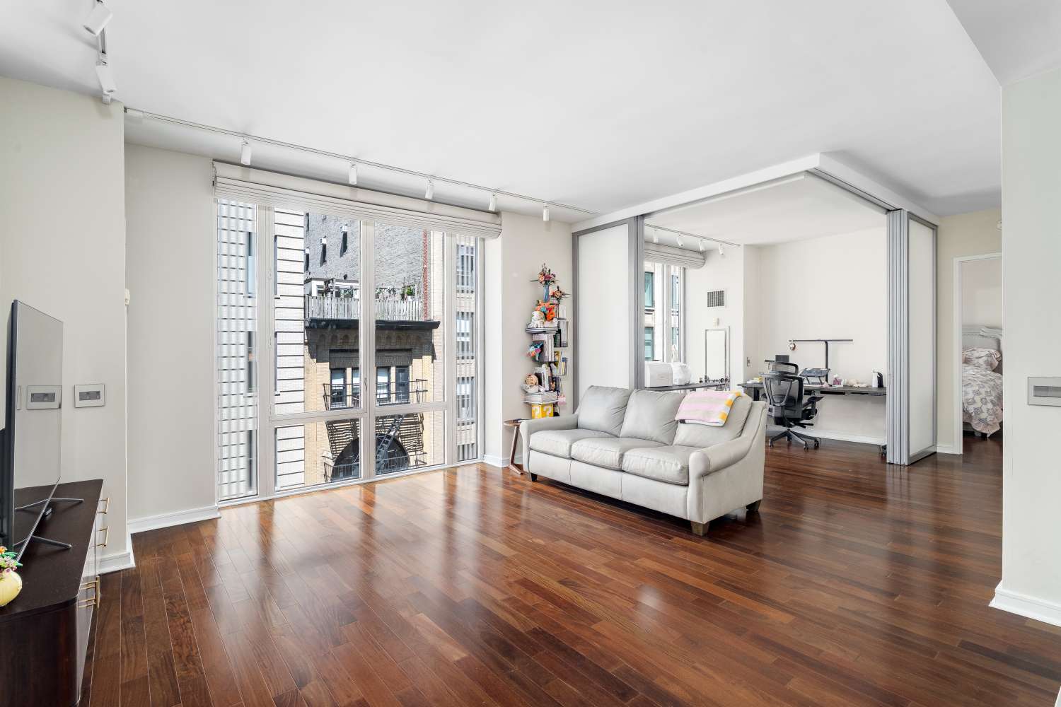 130 W 19TH Street #8B, Manhattan, NY 10011