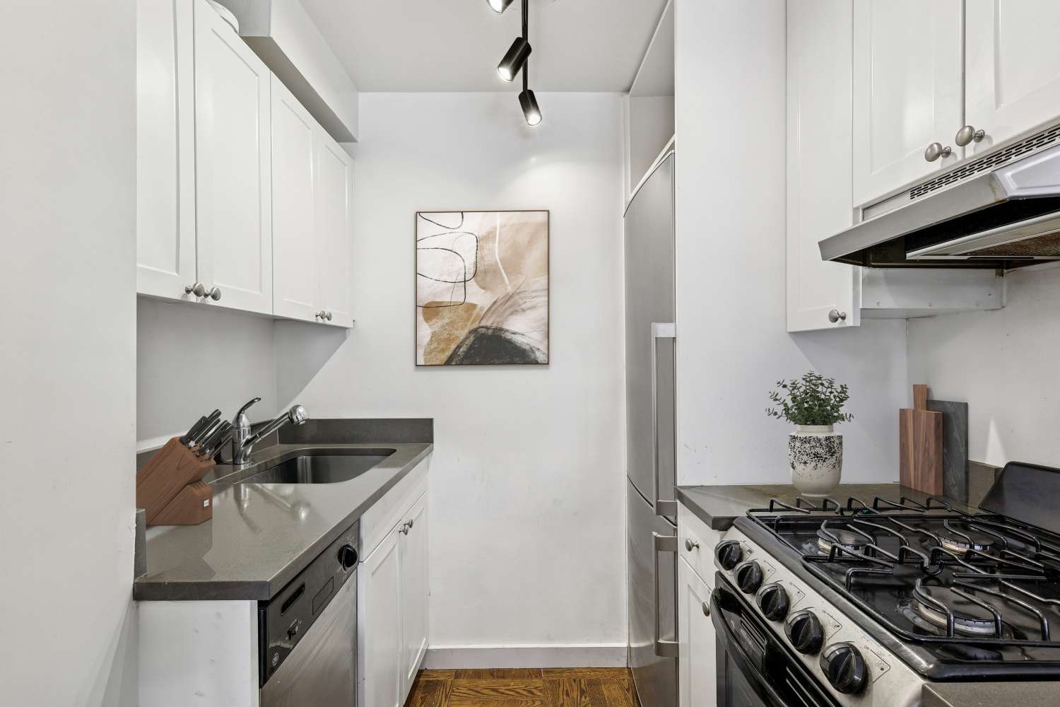 Manhattan, NY 10016,288 LEXINGTON Avenue #6C