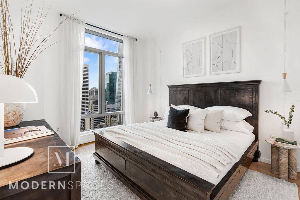 Manhattan, NY 10036,18 W 48th Street #34-C