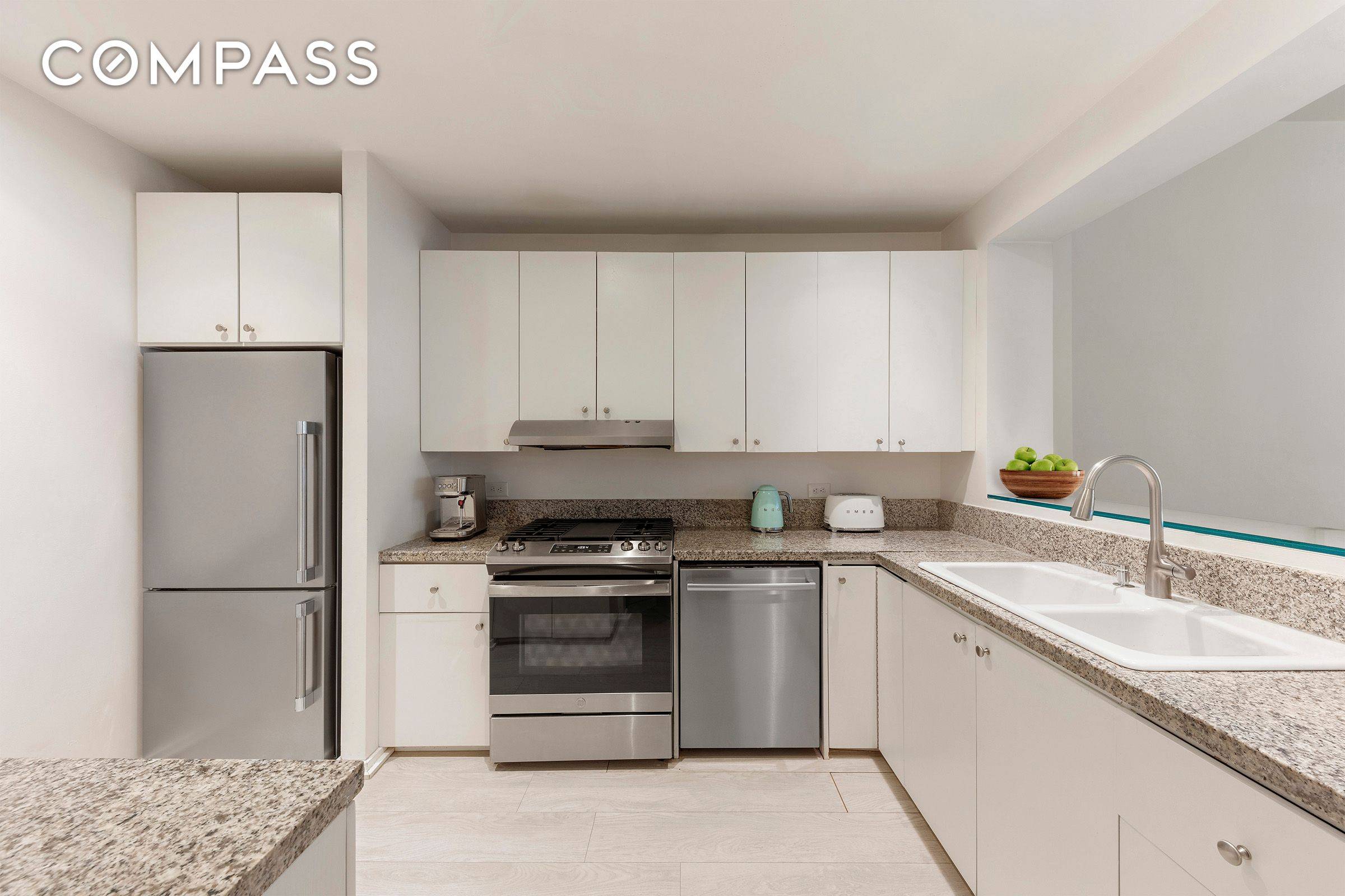 Manhattan, NY 10007,150 Chambers Street #3W