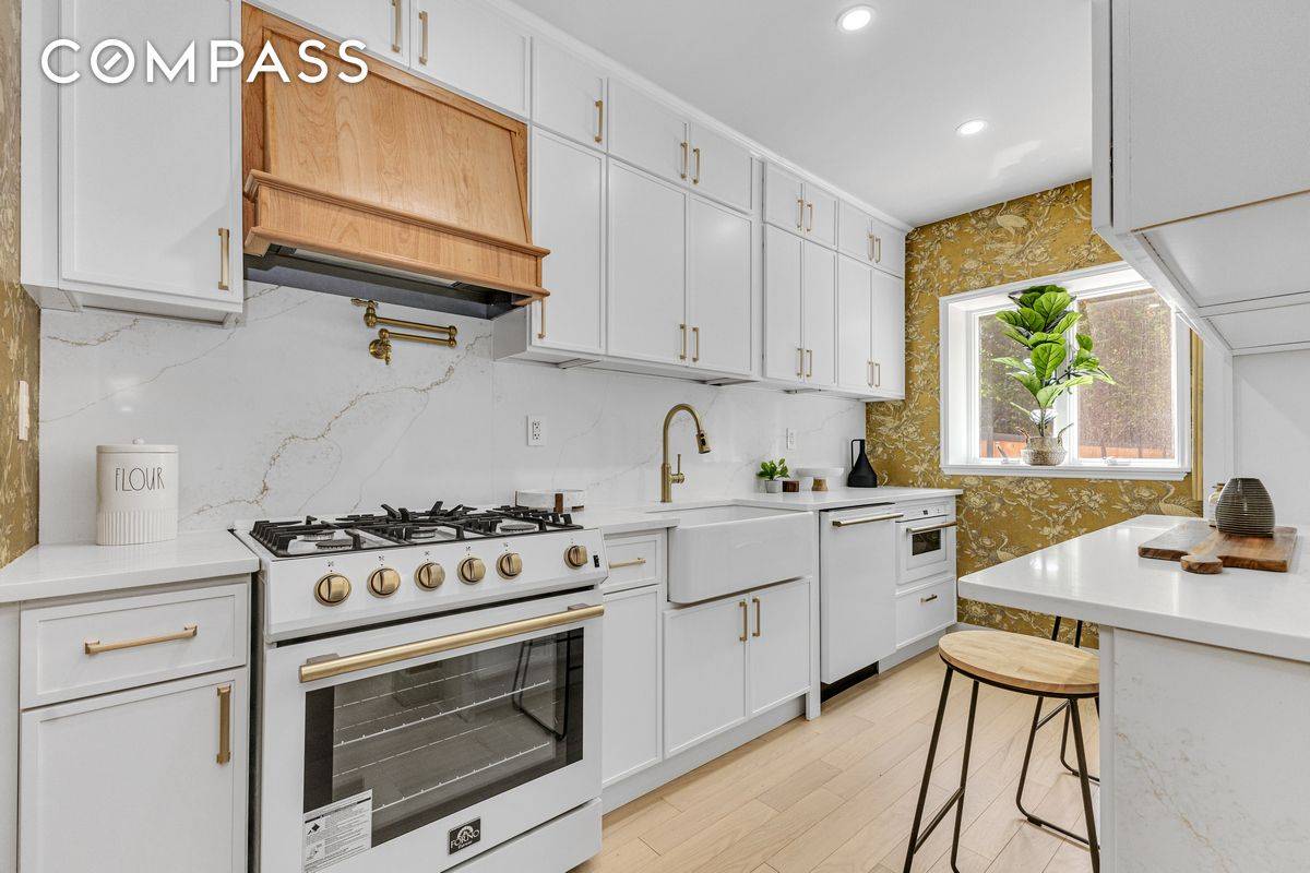 Brooklyn, NY 11213,1050 Sterling Place