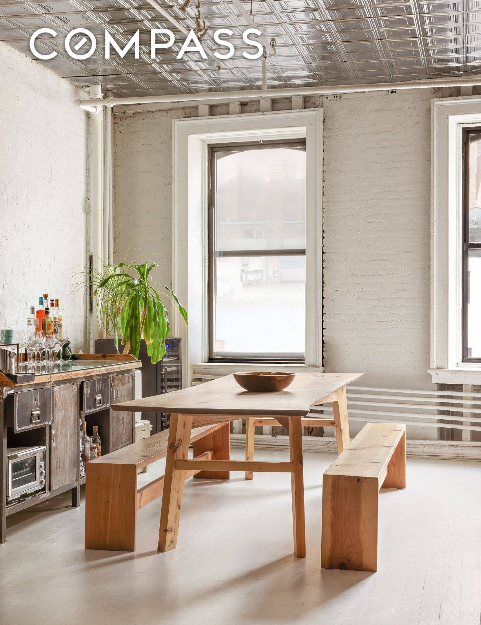 Manhattan, NY 10013,49 Howard Street #4S