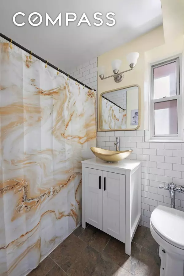 Bronx, NY 10463,180 Van Cortlandt Park S #4C