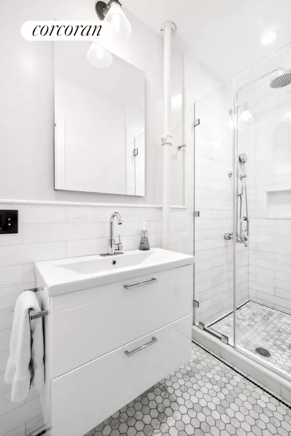 Brooklyn, NY 11225,163 OCEAN Avenue #1N