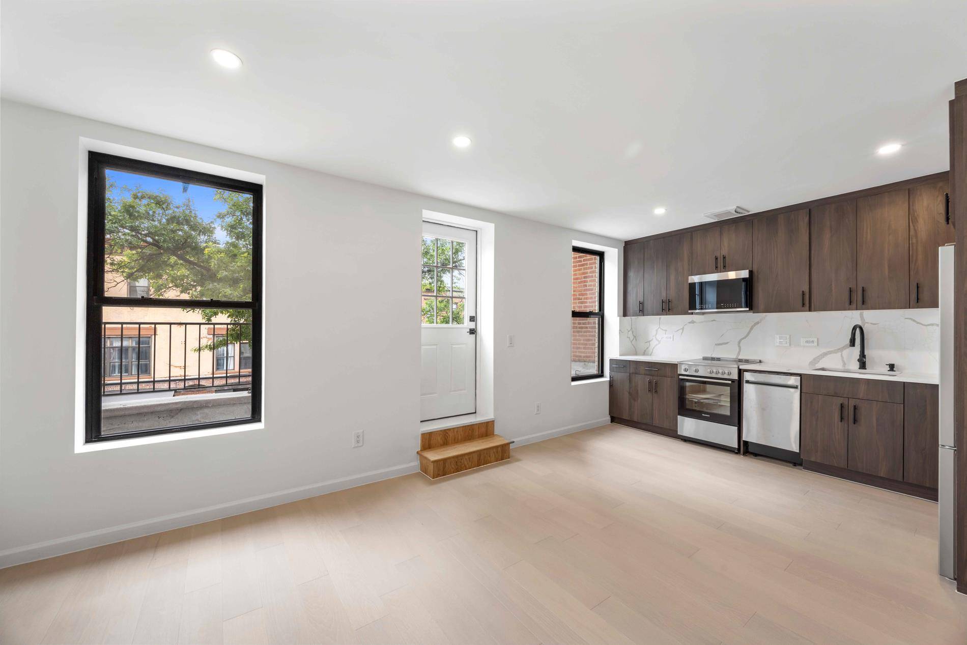 319 Court Street #2, Brooklyn, NY 11231