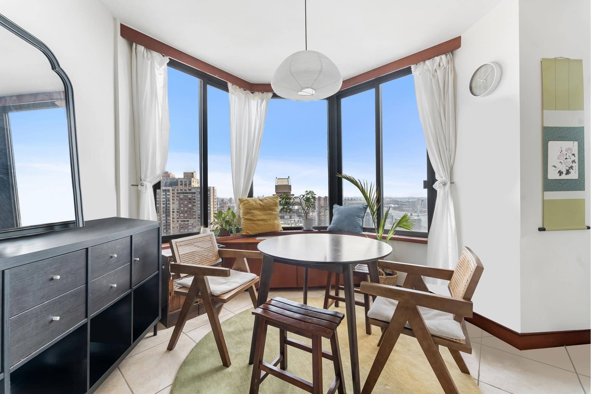 Manhattan, NY 10128,300 E 93RD Street #34C