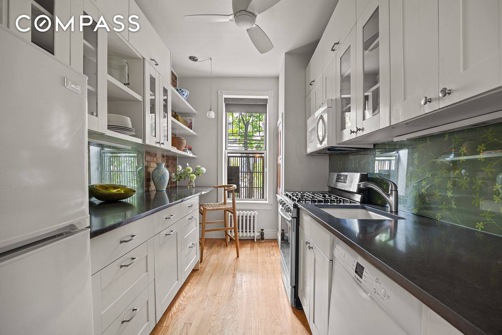 Brooklyn, NY 11215,162 Garfield Place #1L