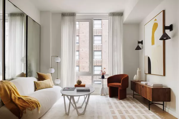 Manhattan, NY 10017,135 E 47TH Street #24B