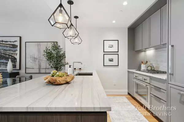 218 W 103rd Street #6H, Manhattan, NY 10025