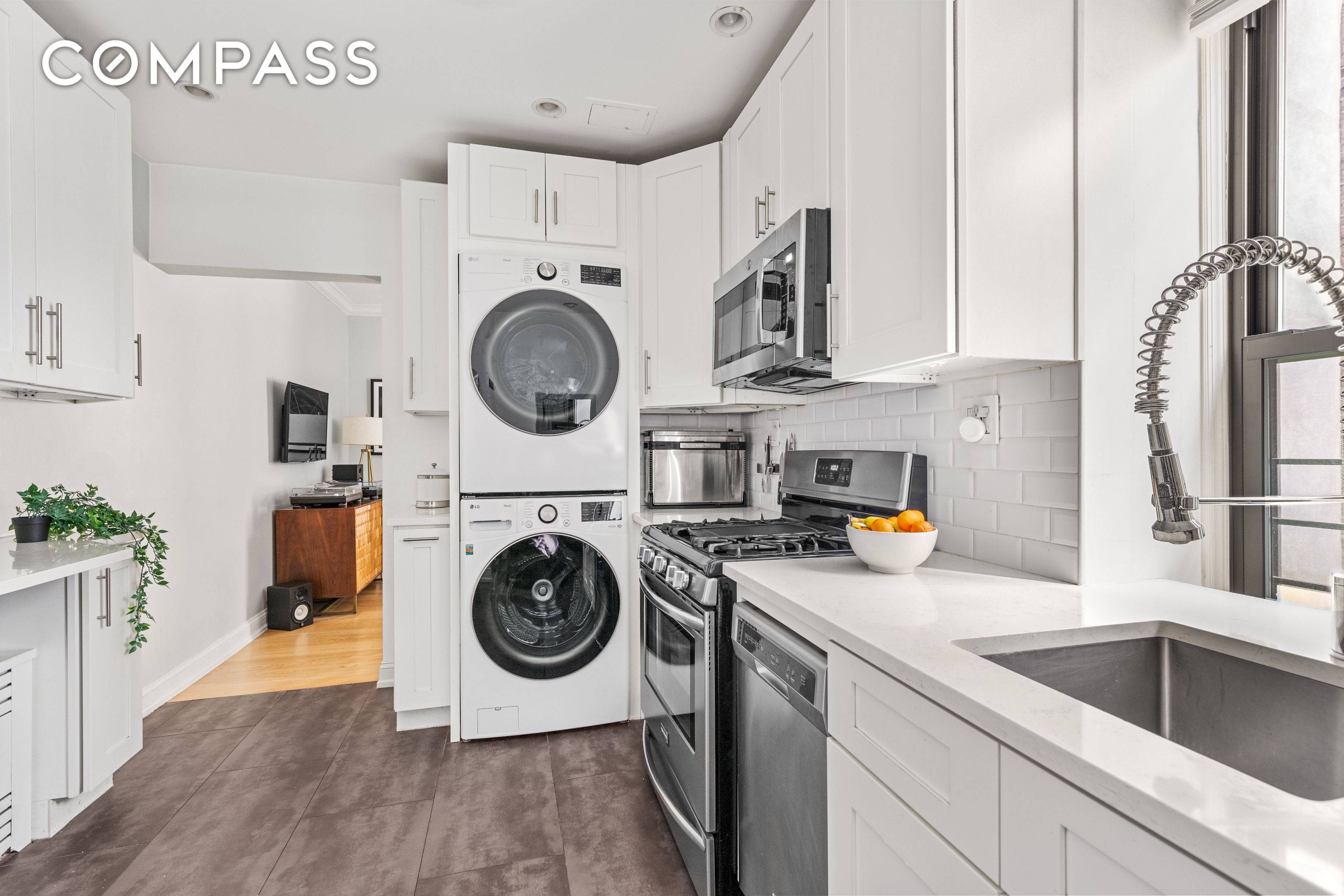 Brooklyn, NY 11211,325 Bedford Avenue #1B