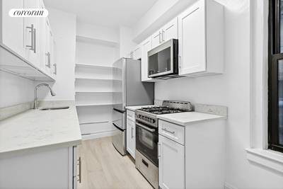 141 E 3RD Street #6B, Manhattan, NY 10009