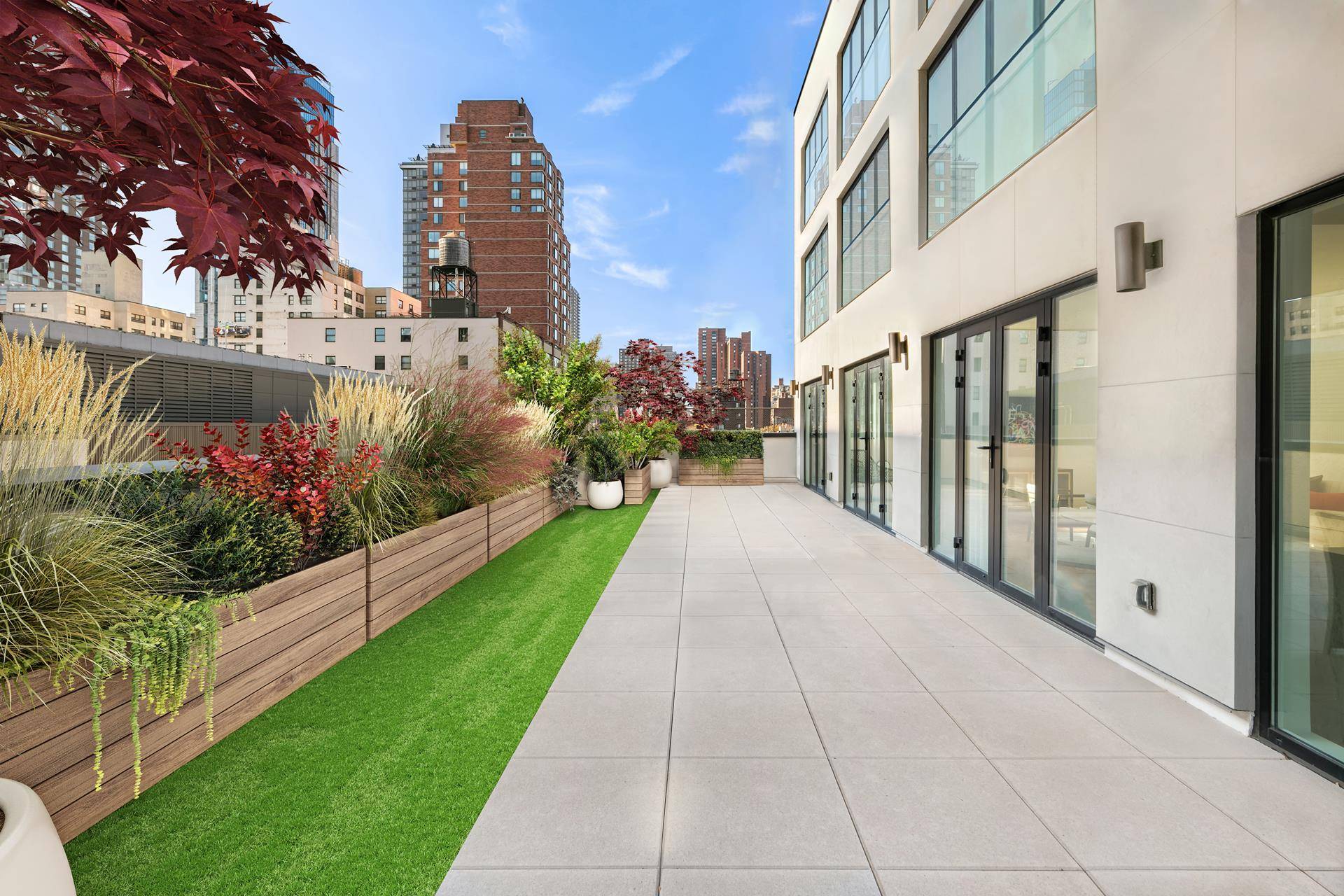 Manhattan, NY 10128,427 E 90TH Street #PH9/10