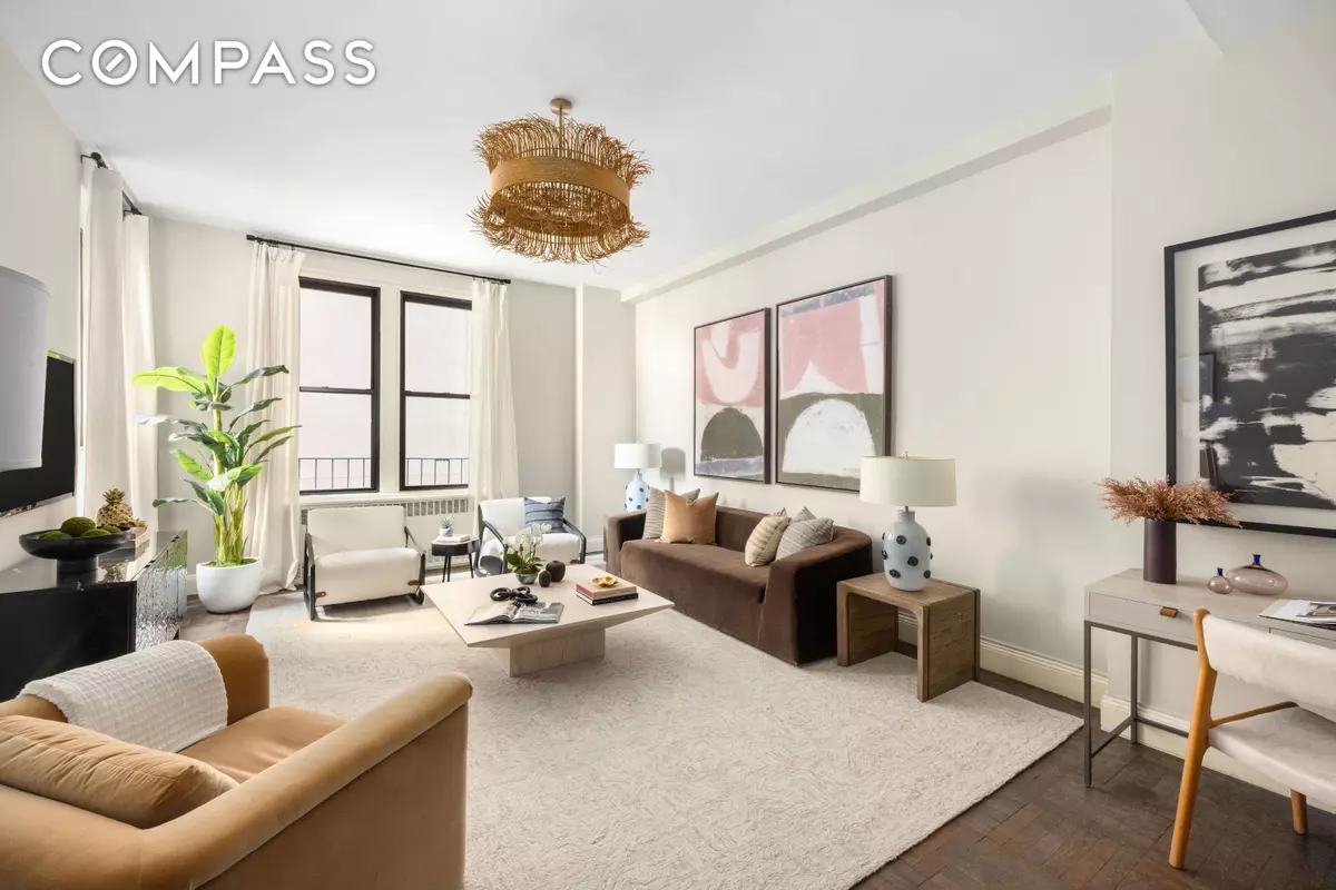 Manhattan, NY 10028,993 Park Avenue #4C