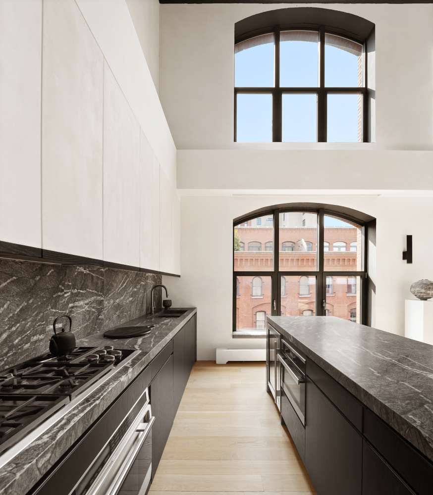 Manhattan, NY 10013,415 WASHINGTON Street #5A