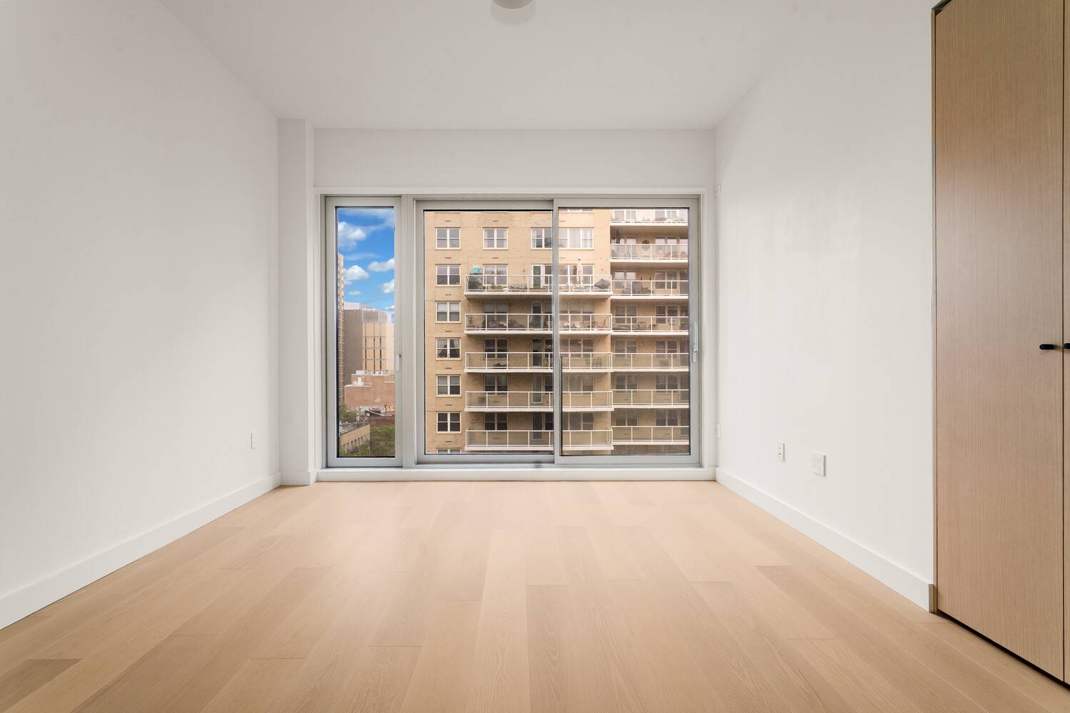 Manhattan, NY 10010,250 E 25TH Street #10C