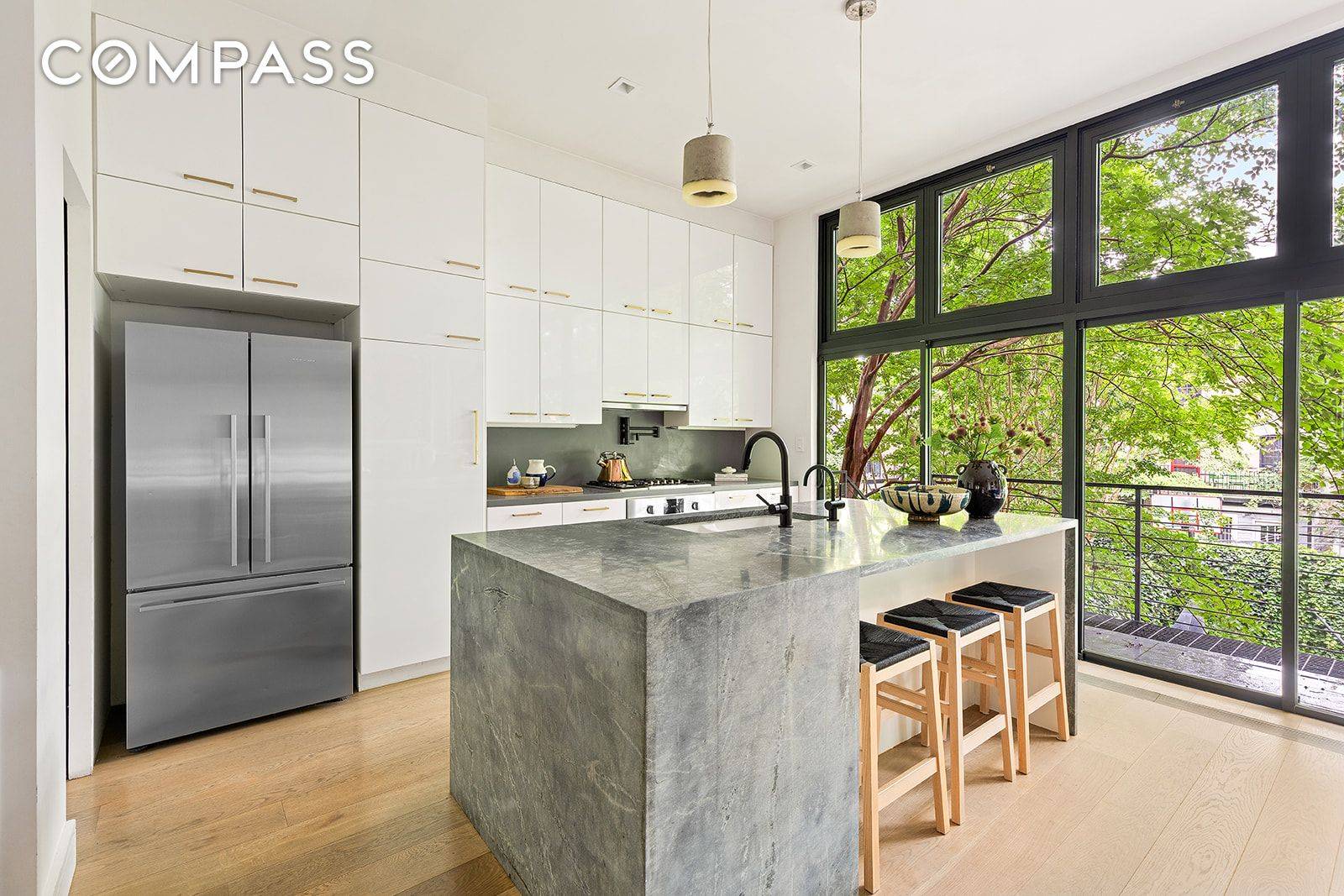 Brooklyn, NY 11217,230 Bergen Street